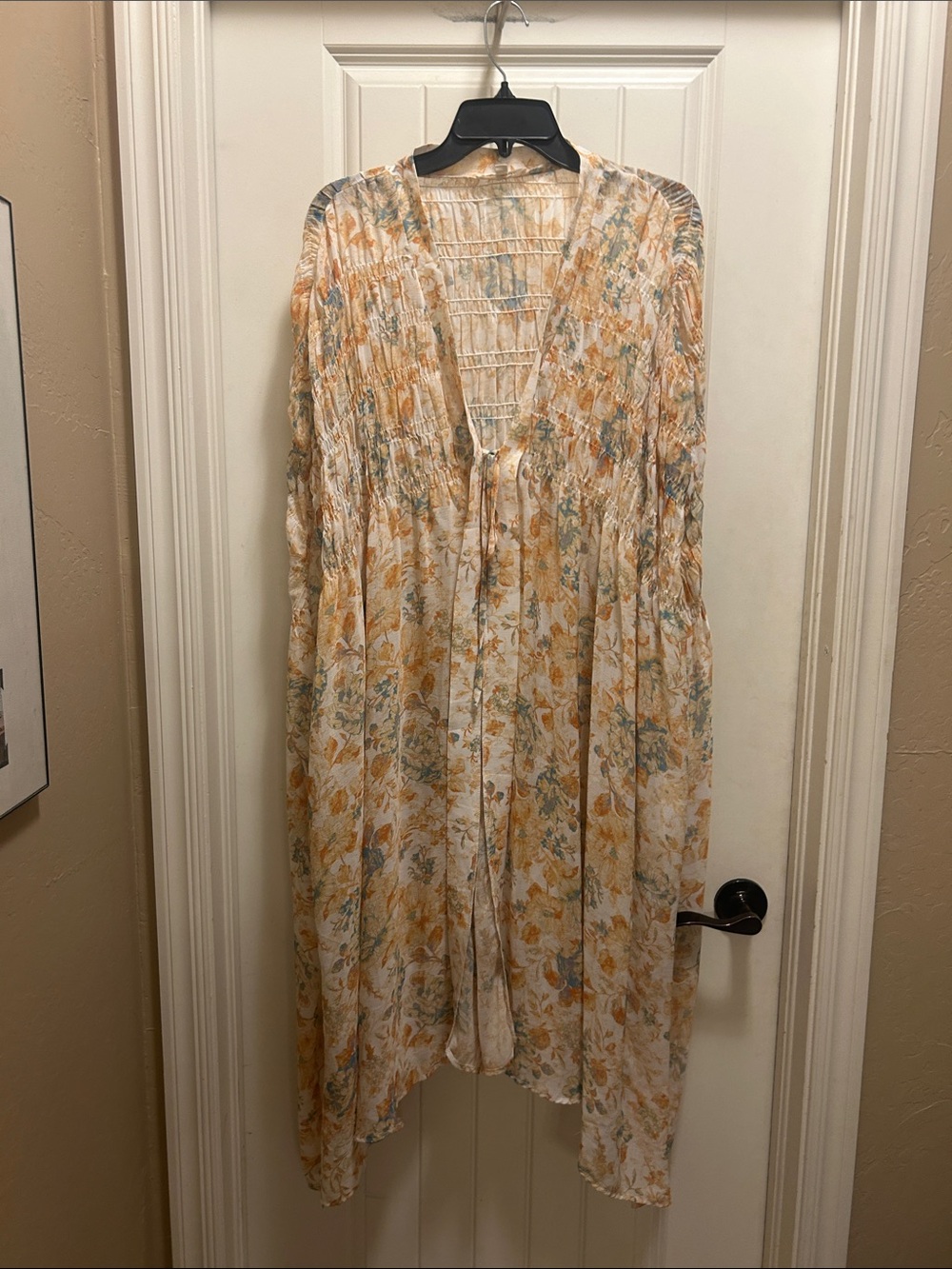 Oli &Hali Floral Smocked Women’s kimono Cream & Yellow